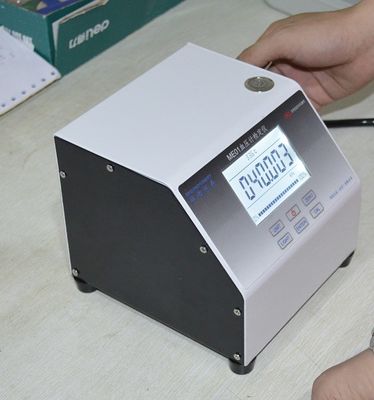 Calibrateur électronique de sphygmomanomètre - La solution ultime pour des mesures précises