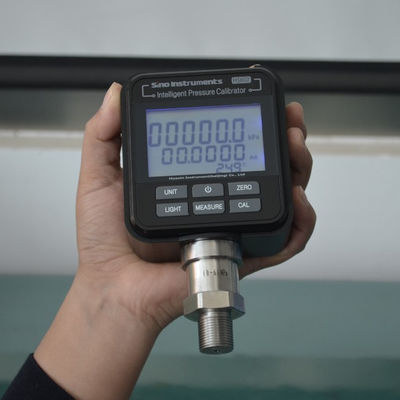 Calibrateur de pression intelligent HS602 précis et facile pour les applications dans les milieux liquides