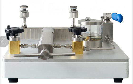 Support personnalisé OEM pompe hydraulique à haute pression d'étalonnage 1600bar