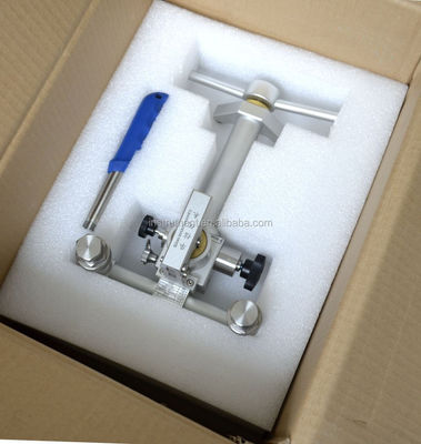 0.1mbar Résolution de réglage HS703 Source de pression d'étalonnage à commande manuelle en Buna-N