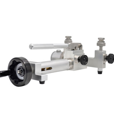 Comparateur hydraulique professionnel et polyvalent de 0 à 700 bar pour les applications industrielles