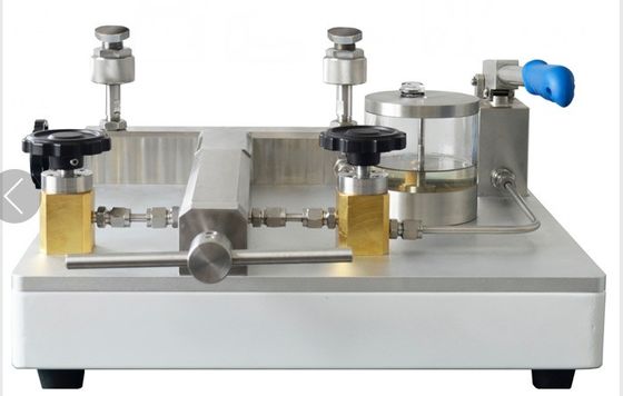 25 pompe de test à haute pression d'huile de transformateur avec résolution de réglage de 1 kPa 1600bar