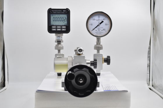 HS705 Comparaison de la pression hydraulique de la pompe Dimension de pression 0-600/700 bar pour l'industrie