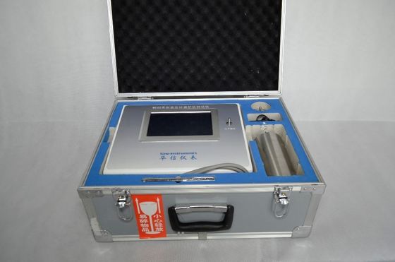 Surveillance de la pression statique et ambulatoire par sphygmomanomètre non invasif de haute précision