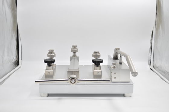 HS721 Comparateur d'étalonnage de pression pneumatique de type banc avec plage de pression -0,95-140 bar