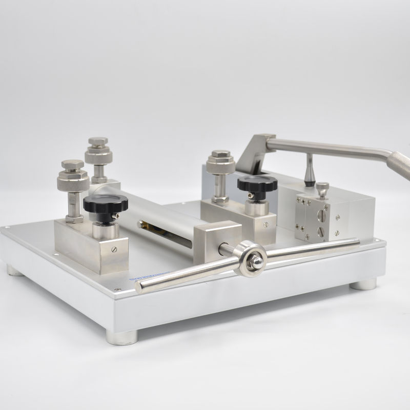 HS721 Comparateur d'étalonnage de pression pneumatique de type banc avec plage de pression -0,95-140 bar
